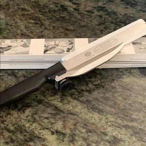 Magna-Wonder Adjustable Compact Food Slicer